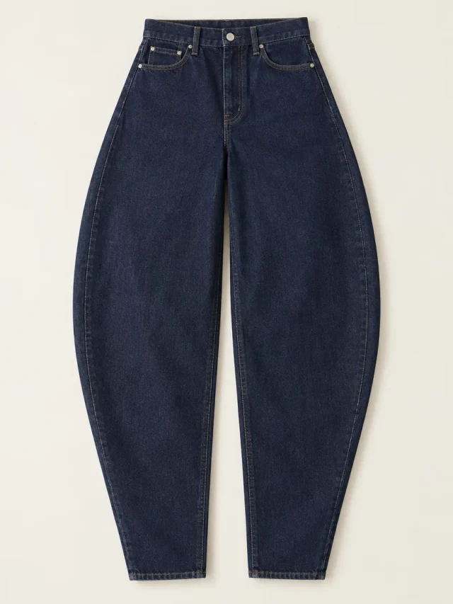 Parenthesis Jean, flat product photo